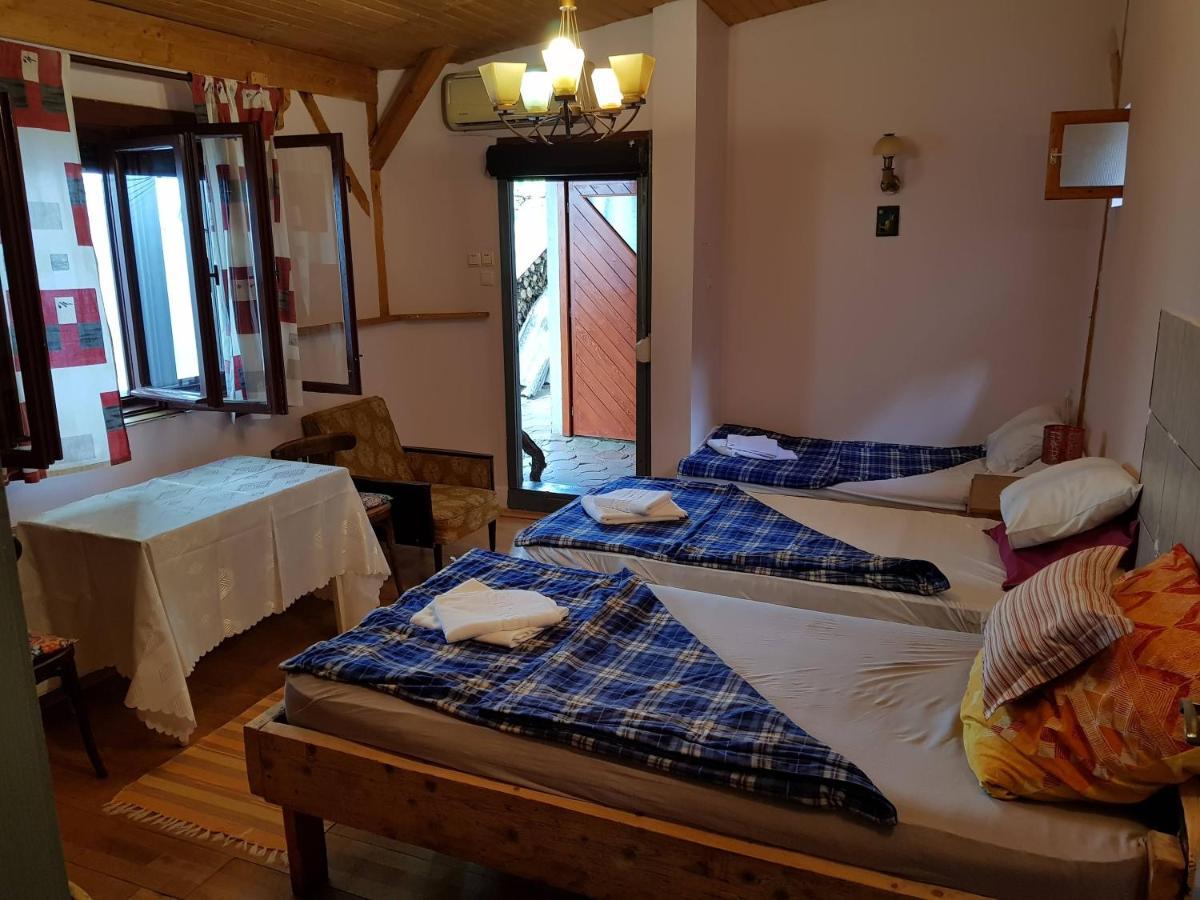 Hompot Accommodation Deva Buitenkant foto