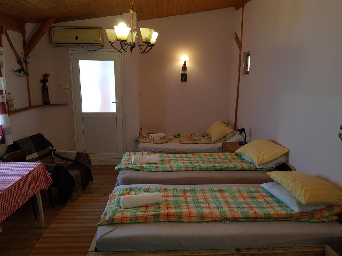 Hompot Accommodation Deva Buitenkant foto